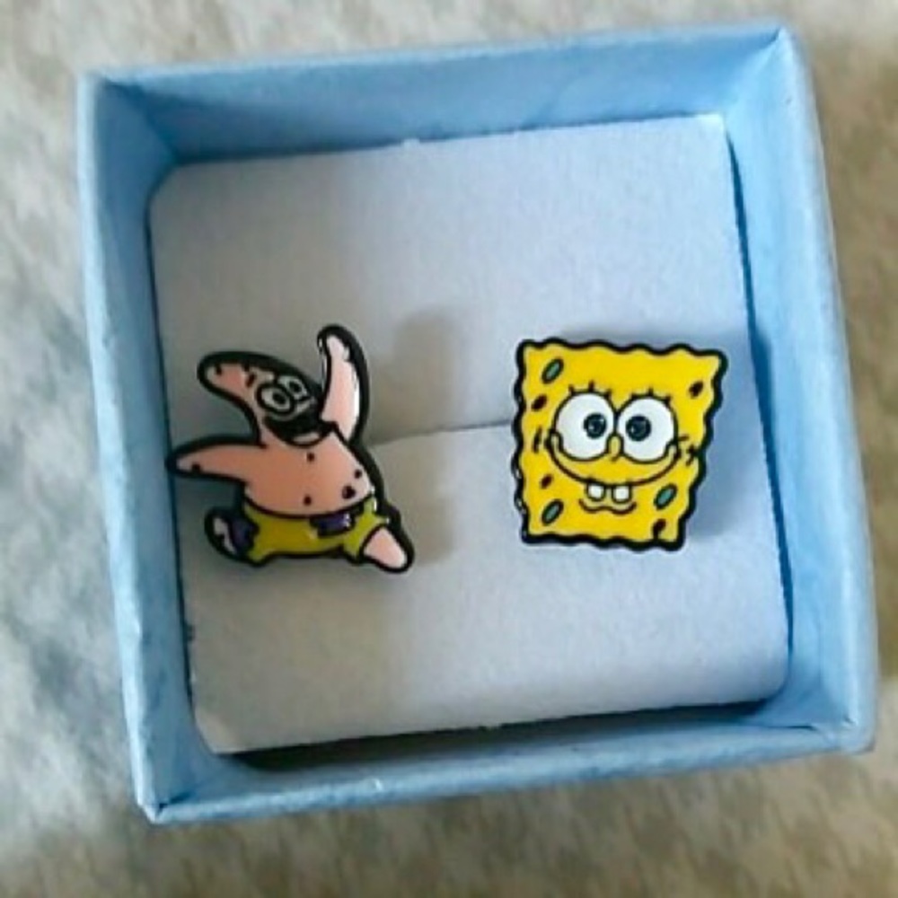 Spongebob Square Pants Enamel Stud Earrings - Picture 3 of 3